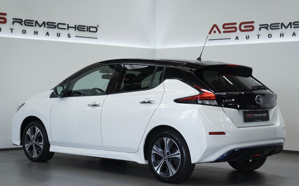 Nissan Leaf 40 kWh - Samsaru's Car Outlet