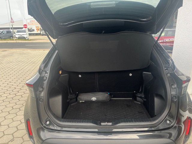 Toyota Yaris Cross Hybrid Team D
