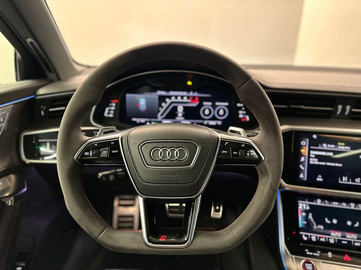 Audi RS6 4.0 TFSI quattro*MATRIX*KERAMIK*CARBON*4 ZON