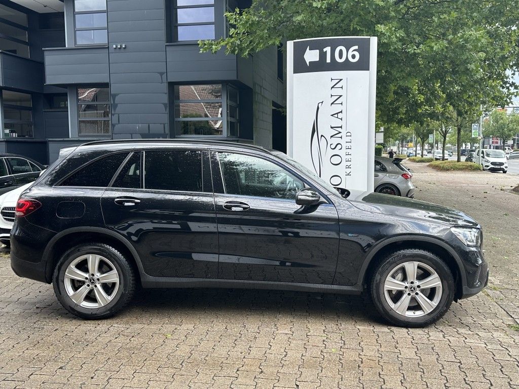 Mercedes-Benz GLC 300 e 4Matic - Samsaru's Car Outlet