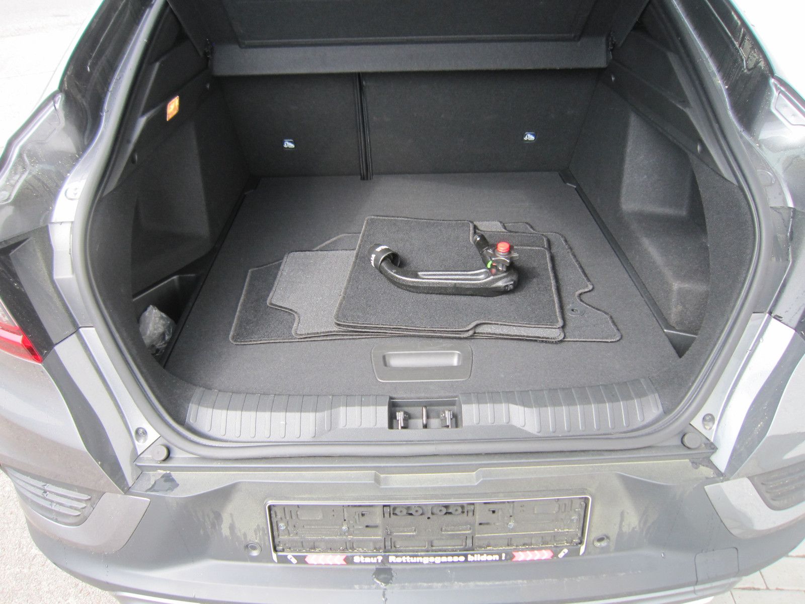 Renault Arkana 1.3 TCe R.S. Line - Samsaru's Car Outlet