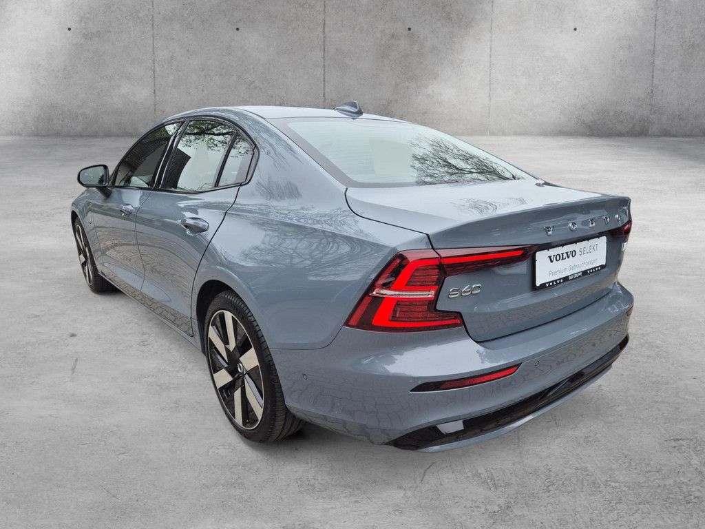 Volvo S60 T8 Ultimate Dark Recharge Plug-In Hybrid AWD