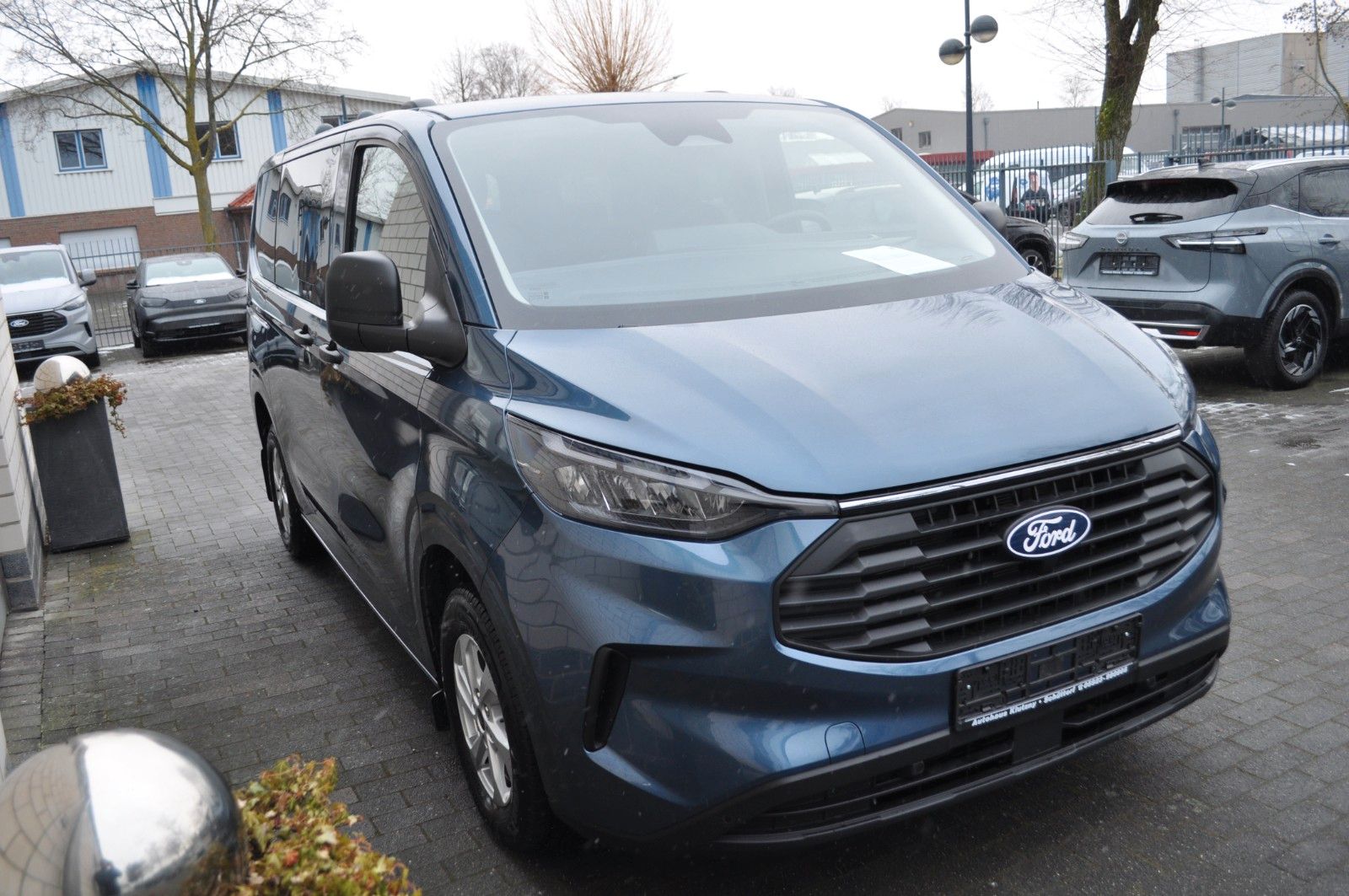Ford Transit Custom Kombi 320 L1 FWD TREND/AUT/ALU