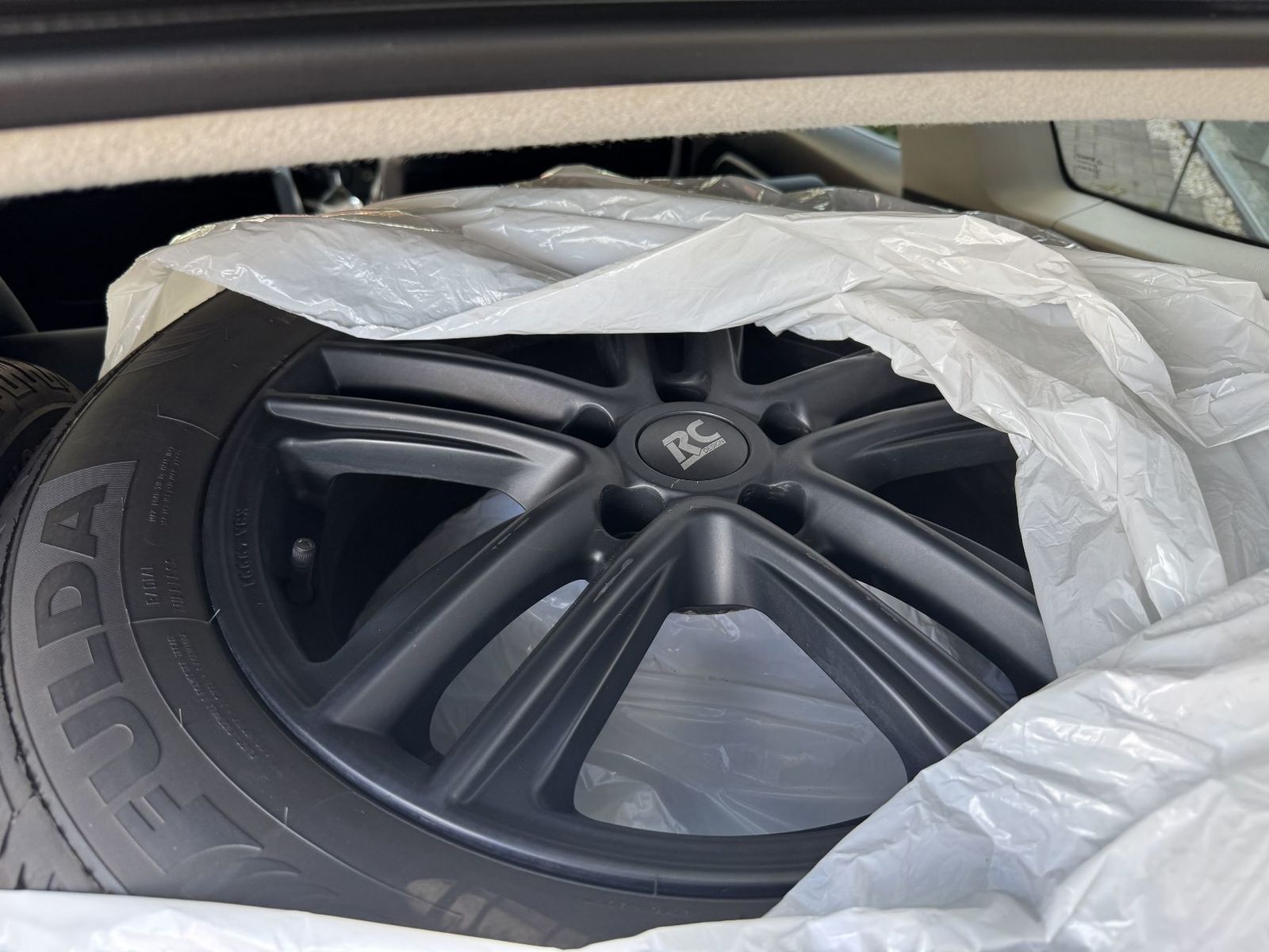 Dacia Duster Sondermodell Extreme 150 EDC - Samsaru's Car Outlet