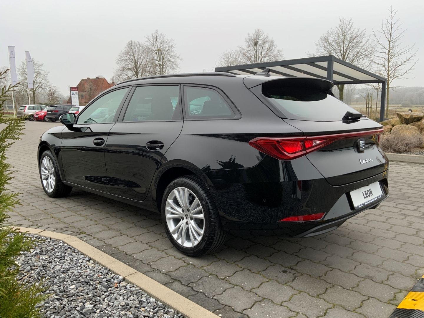 Seat Leon SP Style 2.0TDI DSG+LED+AHK+ Navi+Sitzhzg