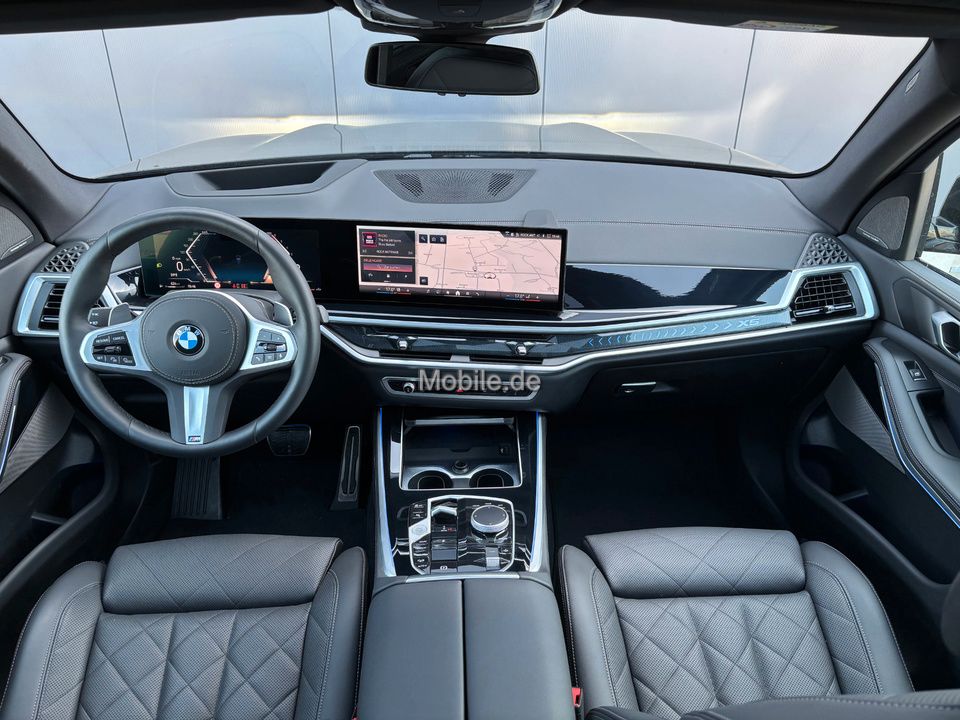 BMW X5 30d M-SPORT ACC AHK HK-HIFI PANO 22" KEY VOLL