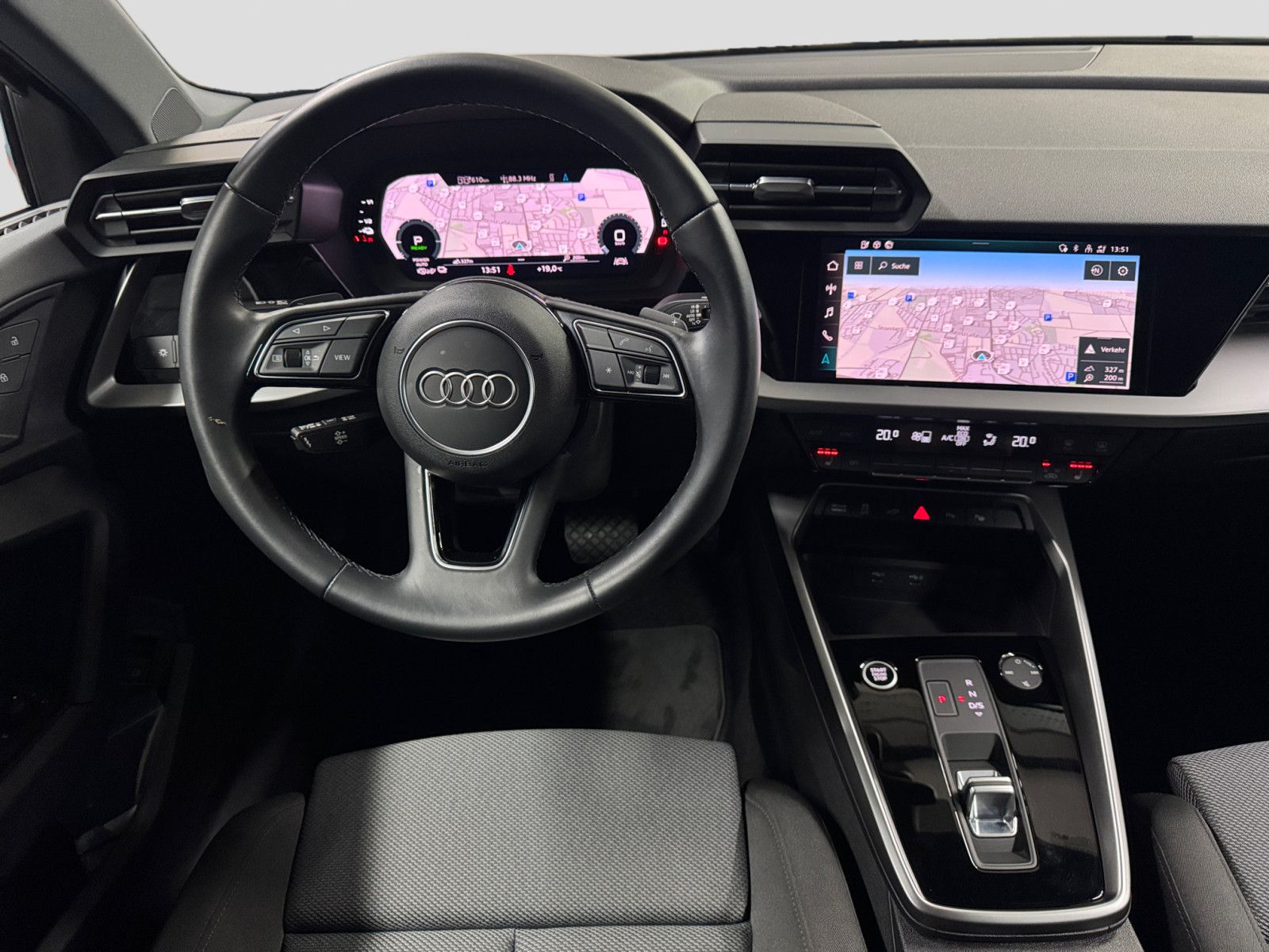 Audi A3 Sportback 40 TFSIe Virtual CAM Navi Sitzh LED