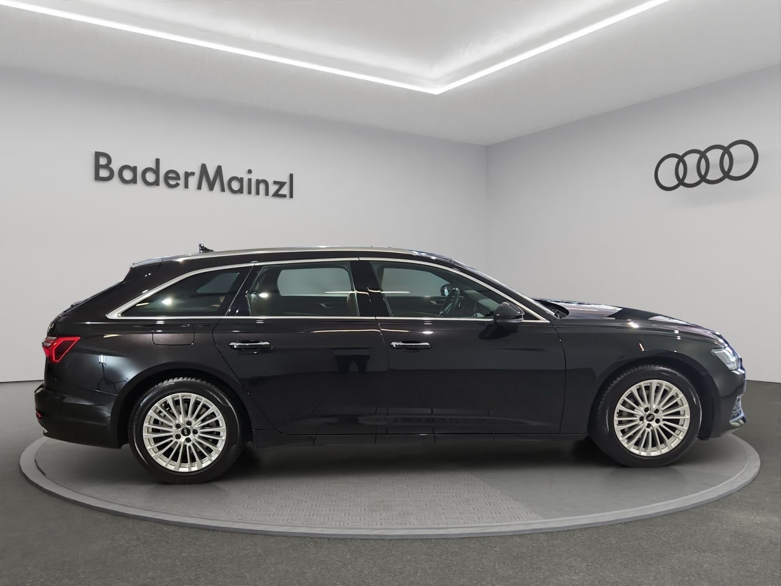 Audi A6 Avant Design 45 TDI quattro - Samsaru's Car Outlet