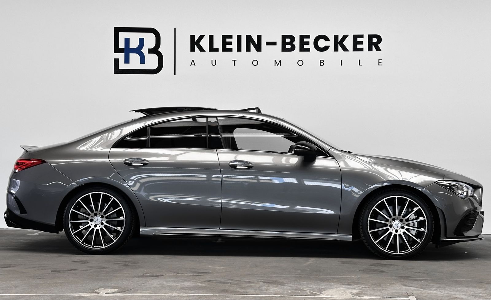 Mercedes-Benz CLA 35 AMG 4M - Samsaru's Car Outlet