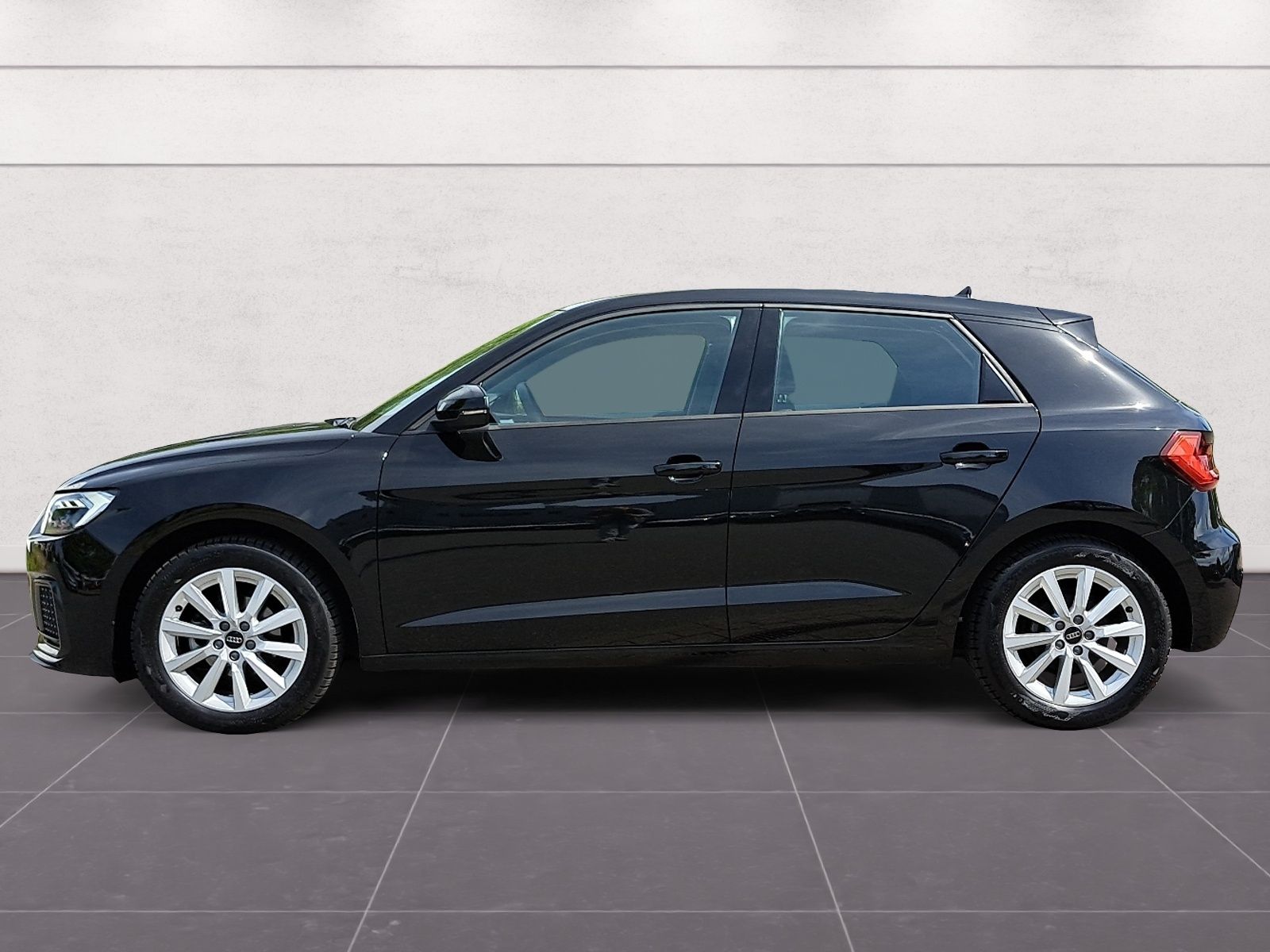 Audi A1 Sportback advanced 25 TFSI S tronic - Samsaru's Car Outlet