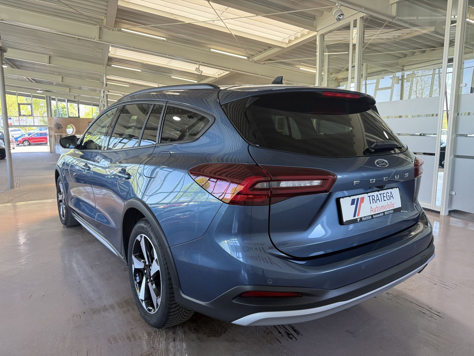 Ford Focus Ecoboost Hybrid Active X ACC TW SH LHZ GJR
