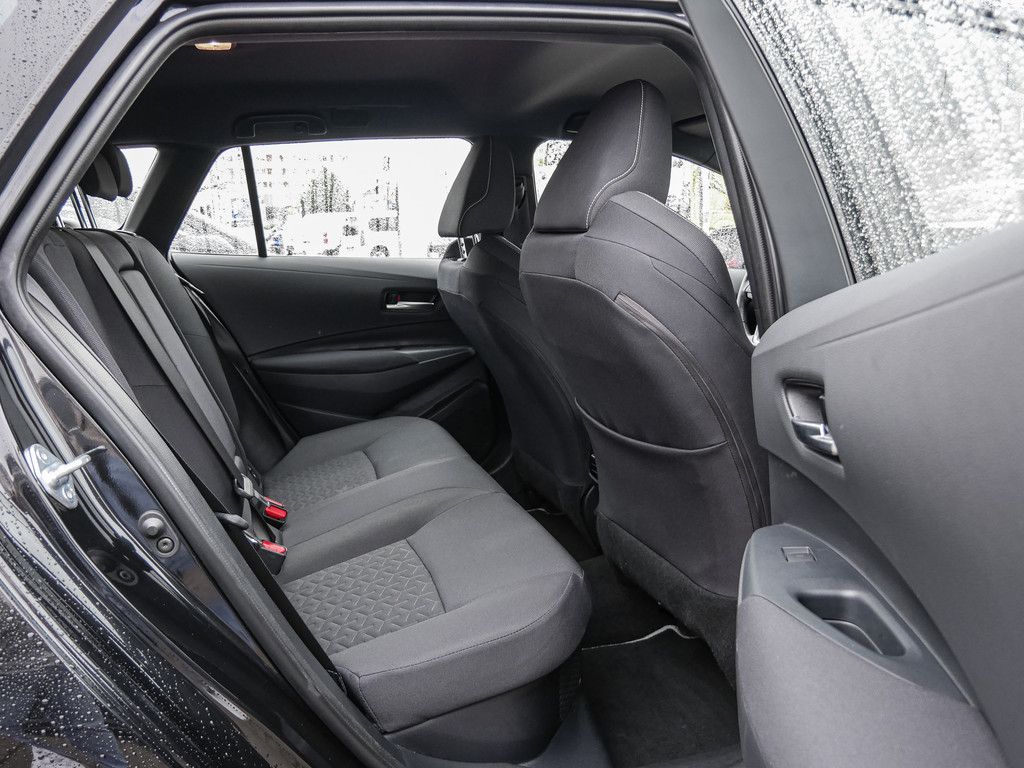 Toyota Corolla Touring Sports 2.0 Hybrid Business - Samsaru's Car Outlet