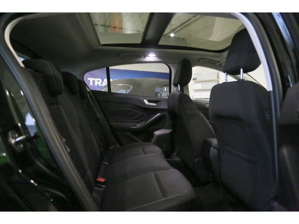 Ford Focus 1.0 MHEV Aut. Titanium Panorama ACC BLIS K