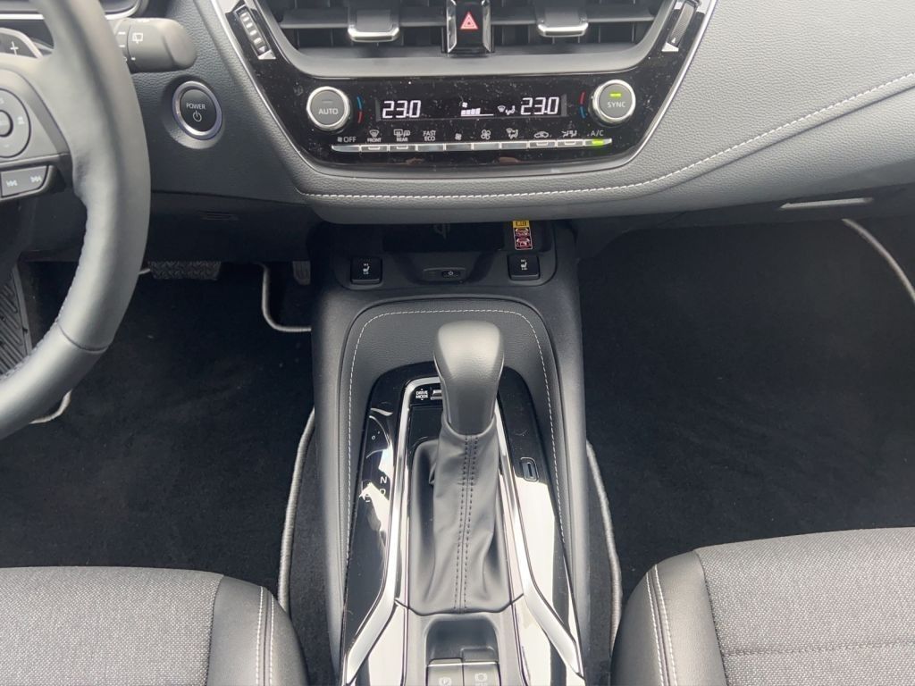 Toyota Corolla 2.0 Hybrid Touring Sports - Samsaru's Car Outlet