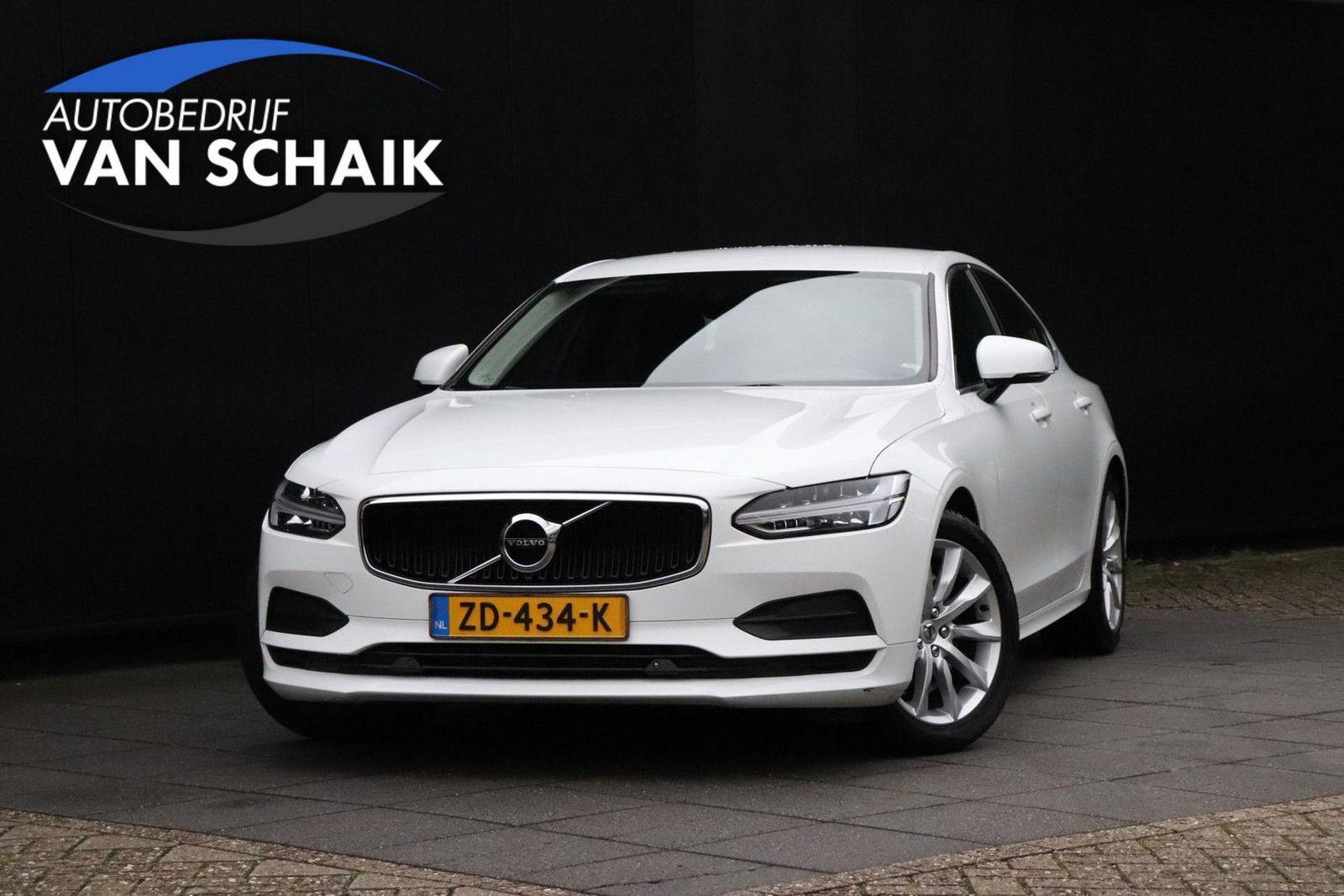 Volvo S90 2.0 T4 Momentum | kamera | VIRTUAL COCKPIT |