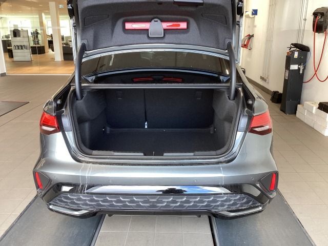 Audi A3 Limousine 30 TFSI S line S tronic - Samsaru's Car Outlet