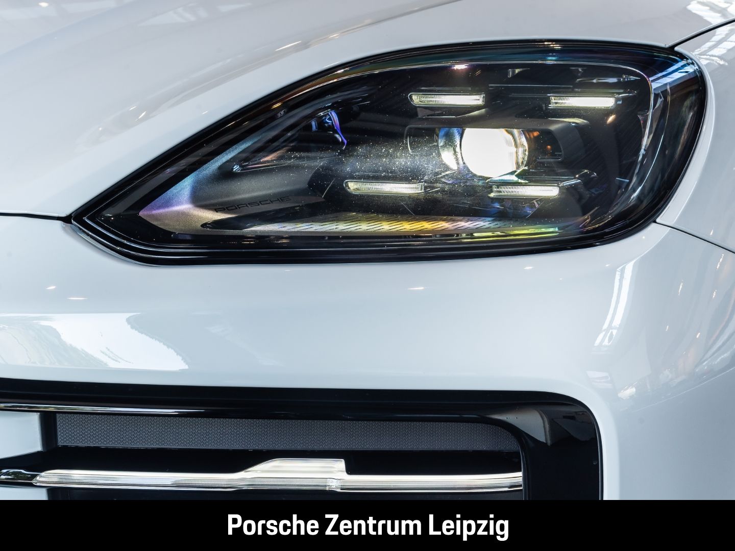 Porsche Cayenne E-Hybrid Coupe Sportabgas el.AHK Luft