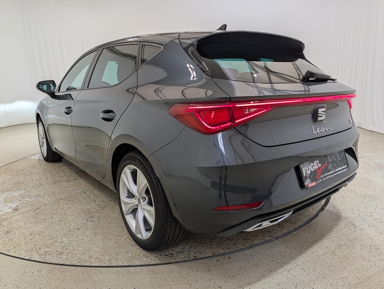 Seat Leon 1.5 eTSI DSG FR AHZV|Winter|Navi|AHK|ACC|RF