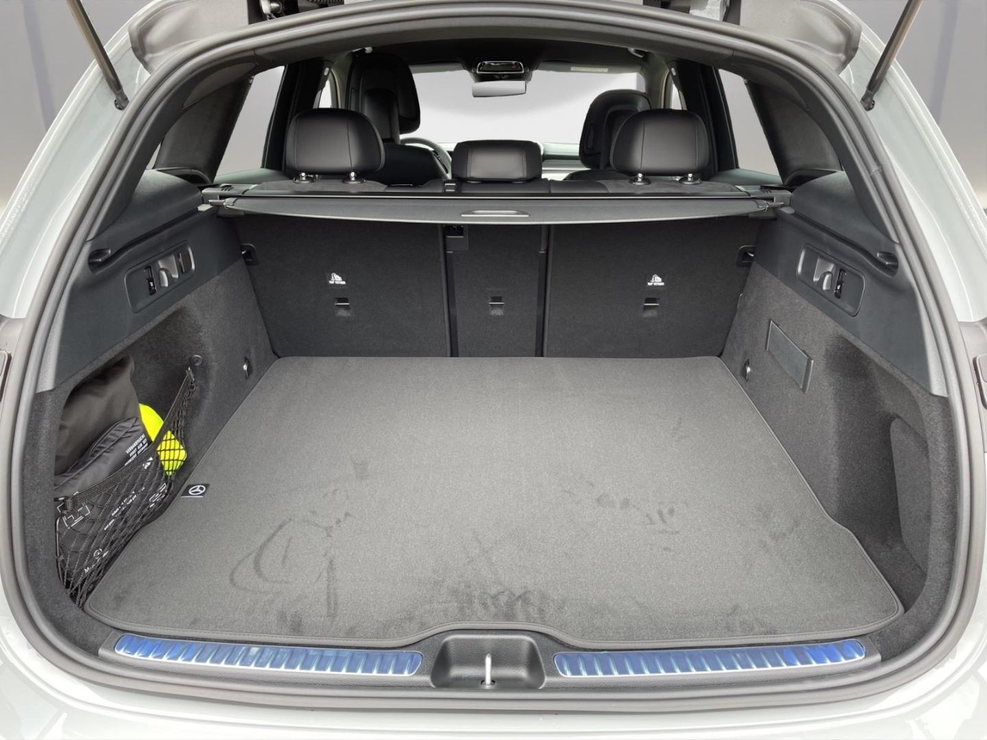 Mercedes-Benz GLC 220 d 4M EDITION AMG - Samsaru's Car Outlet