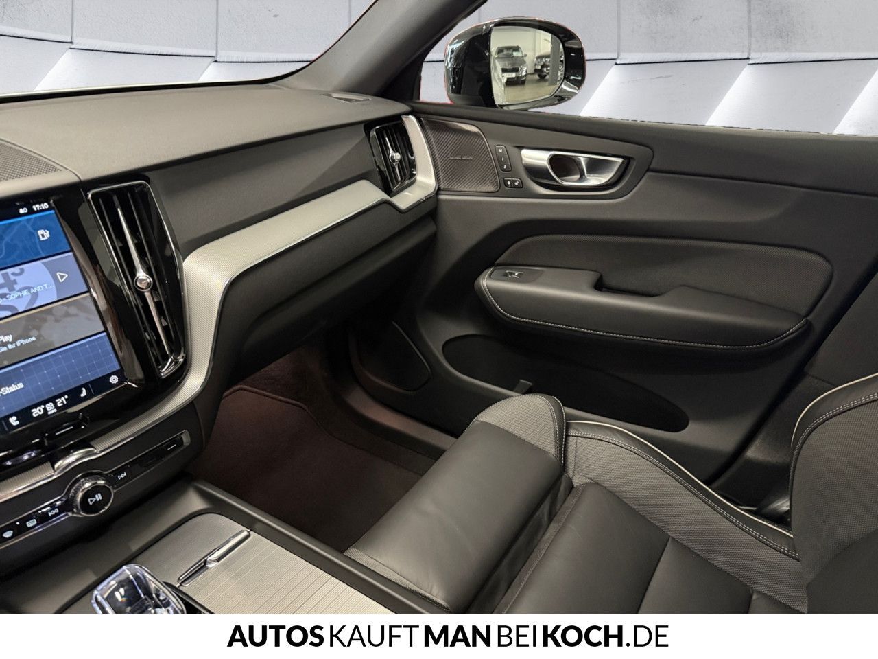 Volvo XC60 B5 AWD PlusDark ACC BLIS AHK VLED 4xSHz H&K