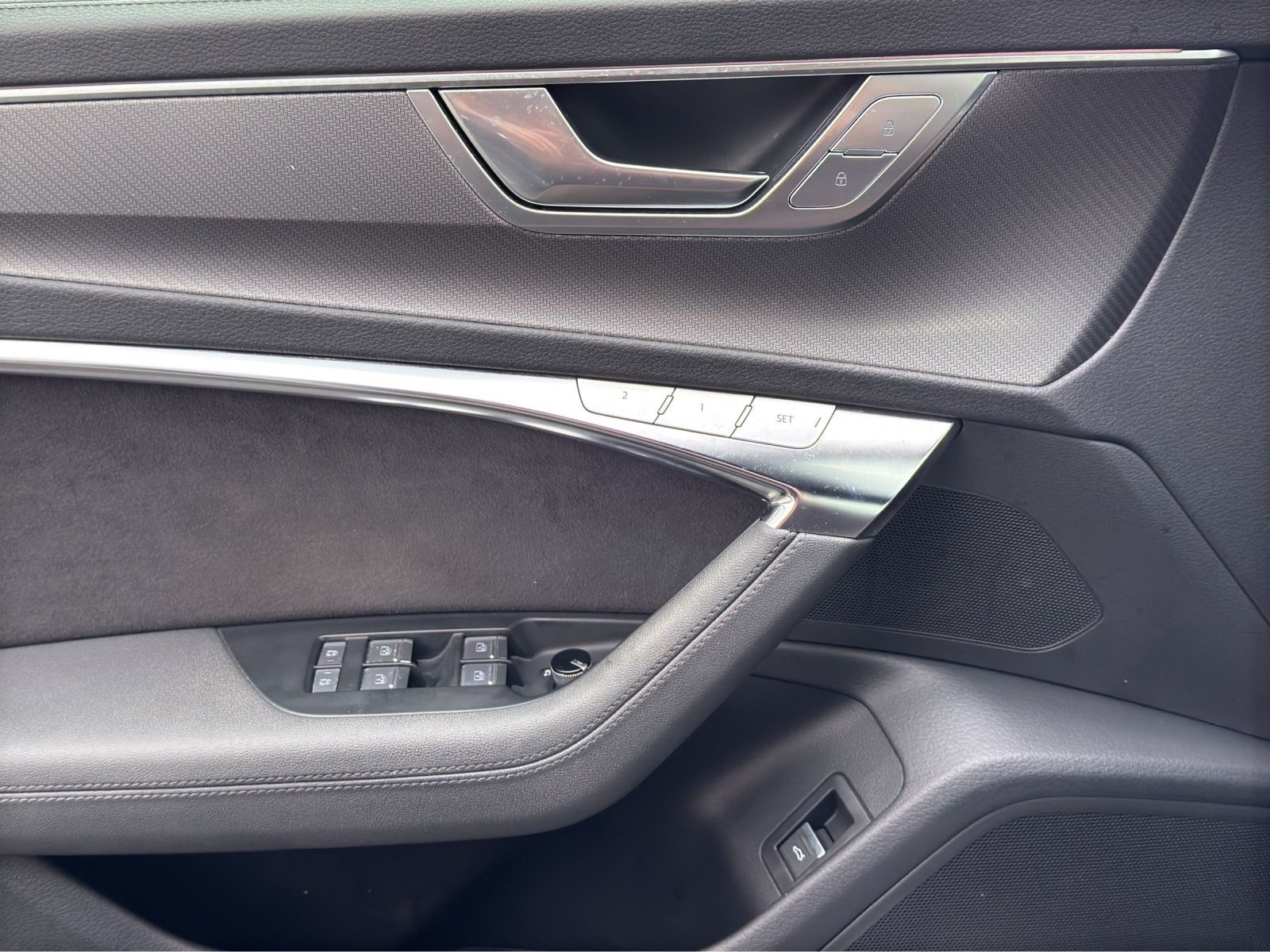 Audi RS 6 Avant Q LM21 OPS MMI