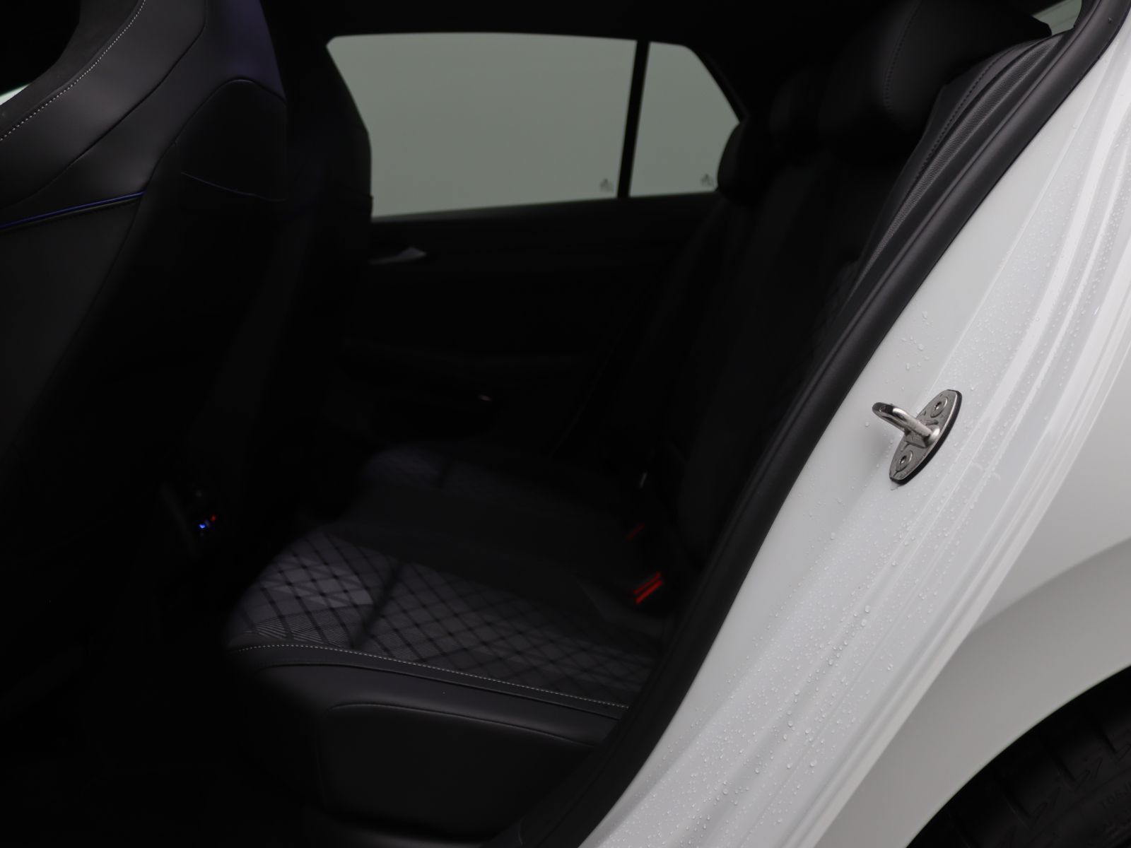 Volkswagen Golf R-Line 2.0 TDI DSG/ Matrix, AHK, 360°Kamera