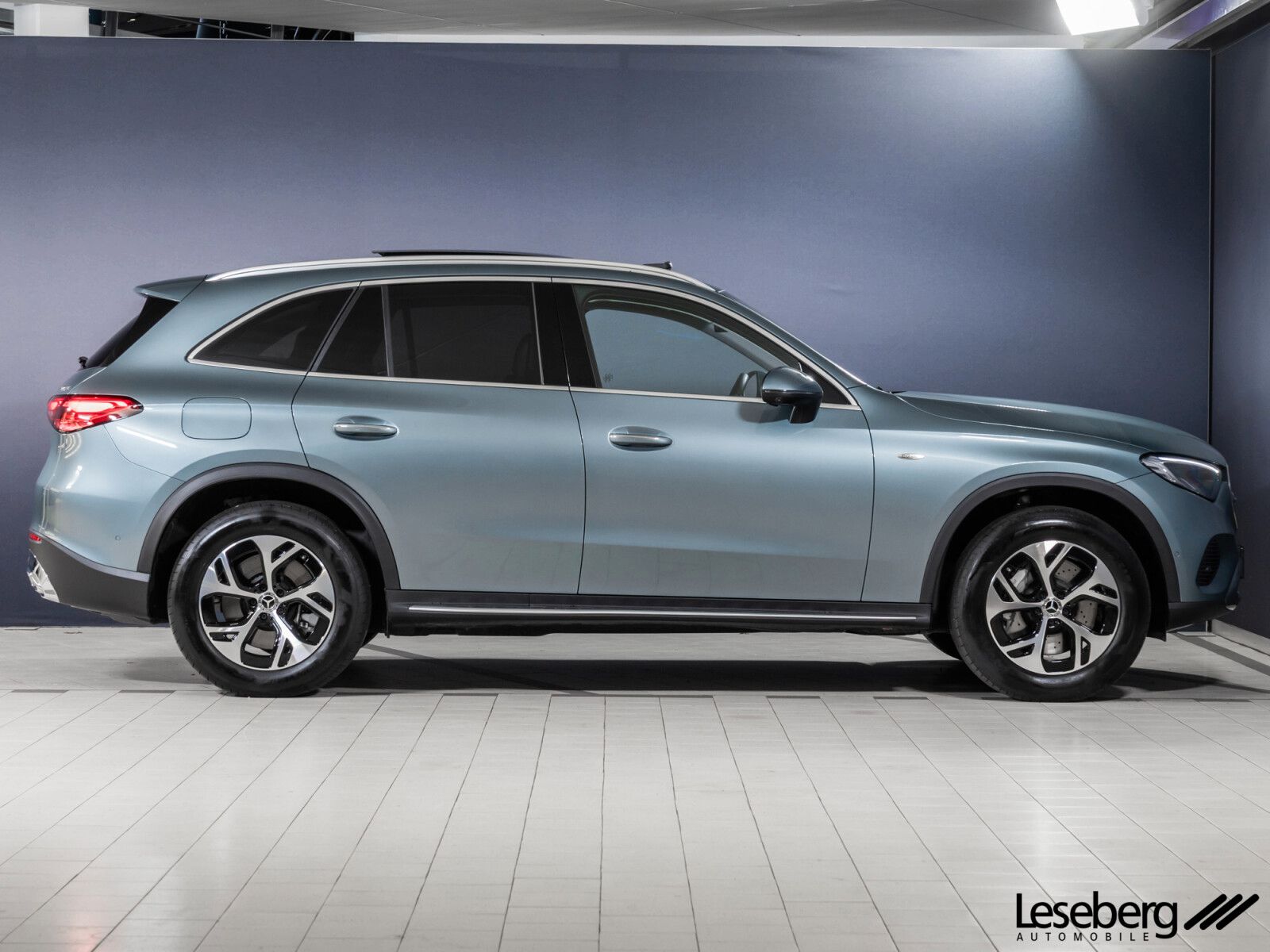Mercedes-Benz GLC 300 de 4M AVANTGARDE LED /Pano /AHK /Head-Up
