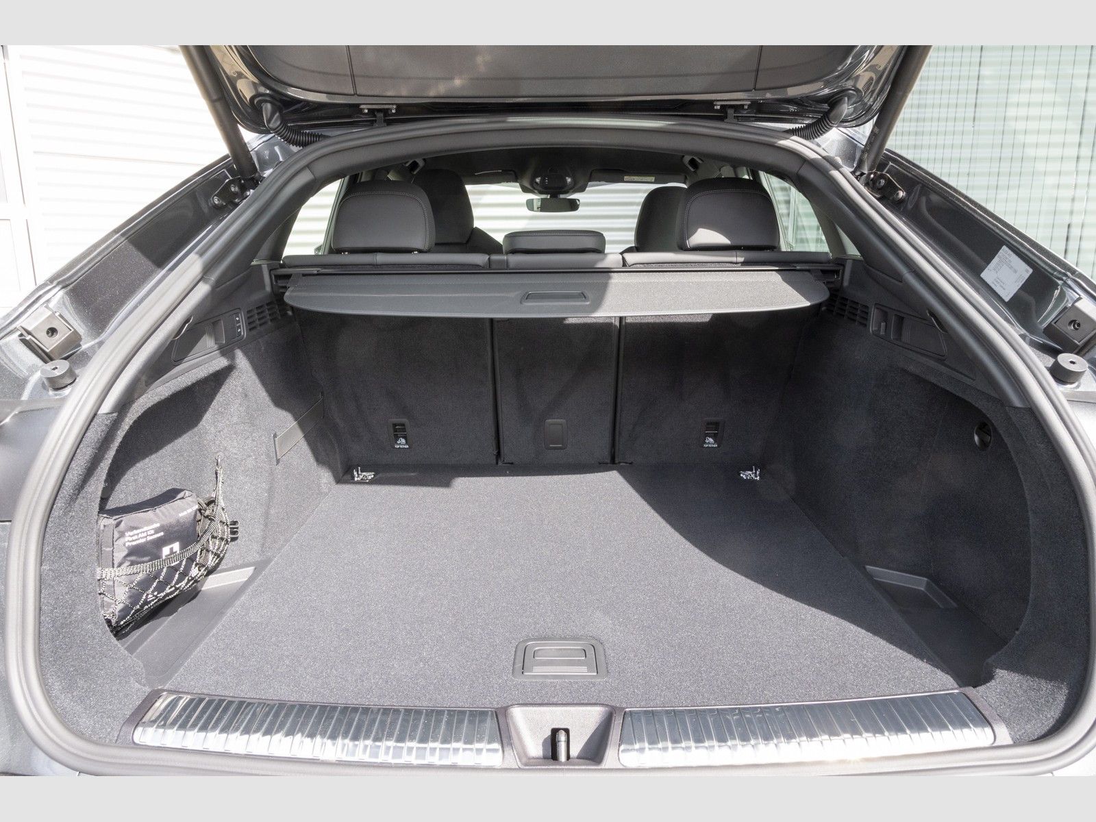 Audi Q5 Sportback TDI quattro S line - Samsaru's Car Outlet