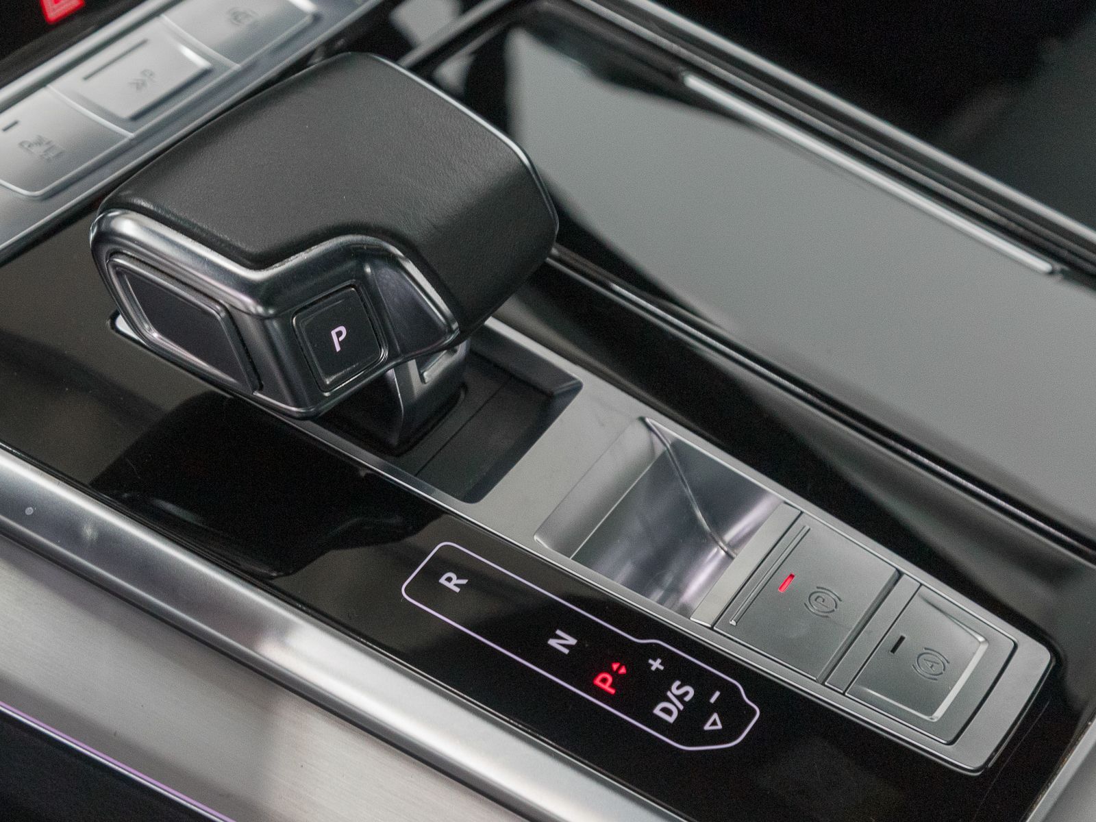 Audi Q7 55 TFSIe Q S LINE MATRIX PANO MEMORY ACC