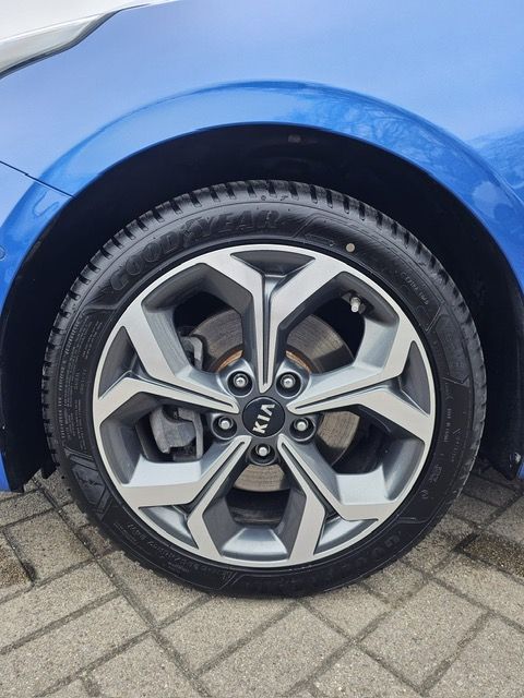 Kia Ceed 1.4 T-GDI Platinum Edition - Samsaru's Car Outlet