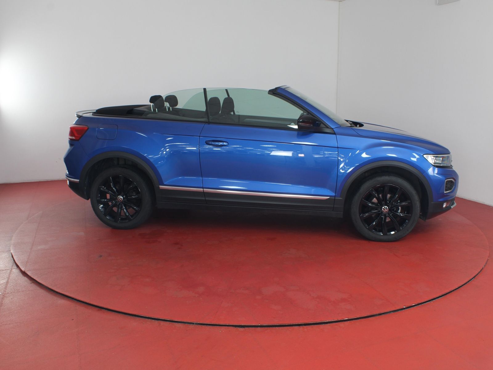 Volkswagen T-Roc Style 1.0TSI - Samsaru's Car Outlet