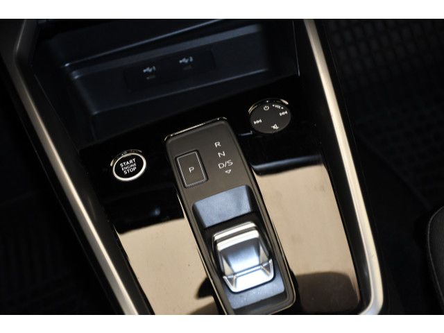 Audi A3 Sportback 30 TFSI S tronic NAVI/VIRTUAL/LED