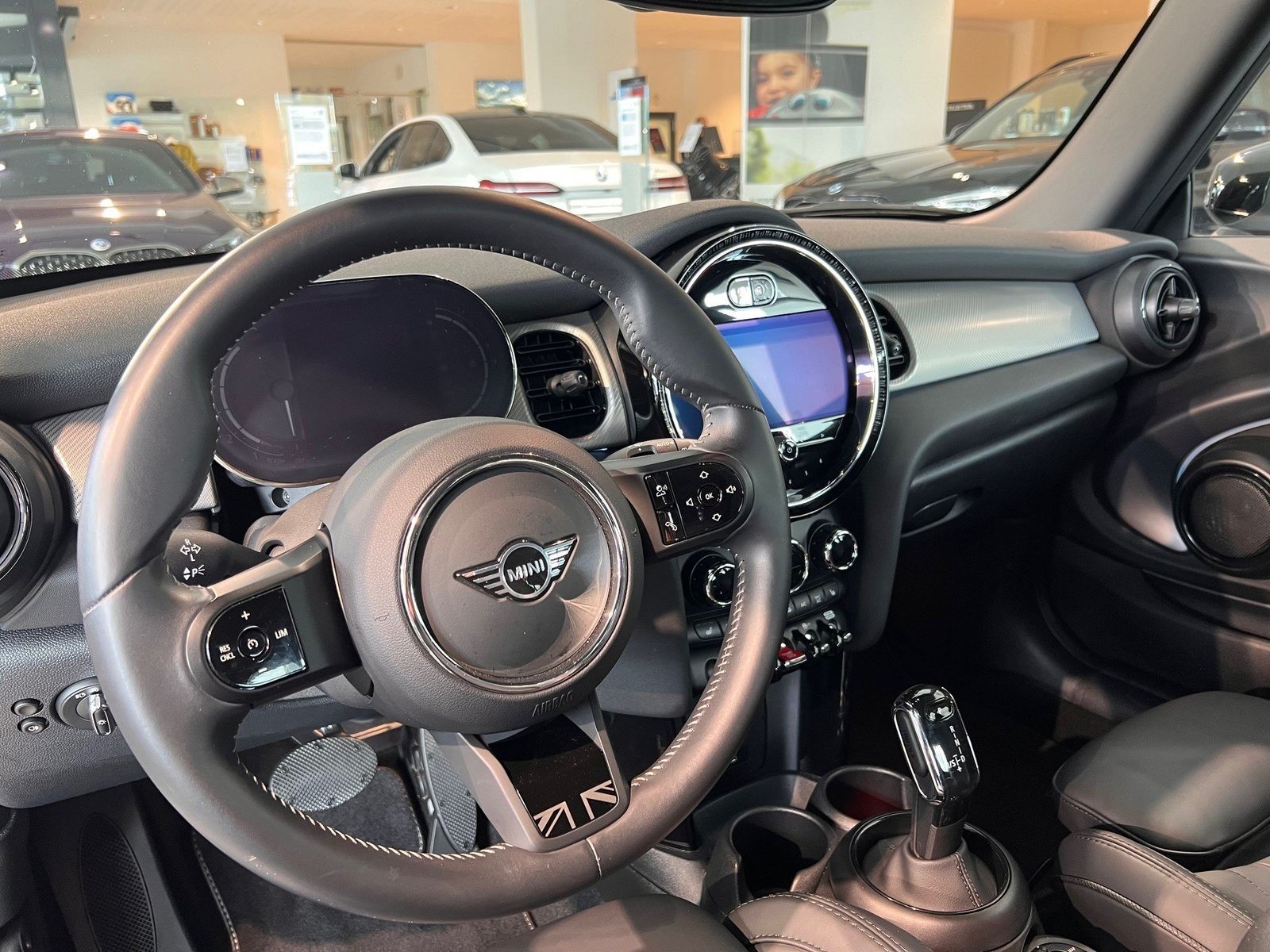 MINI Cooper Mini Yours - Samsaru's Car Outlet