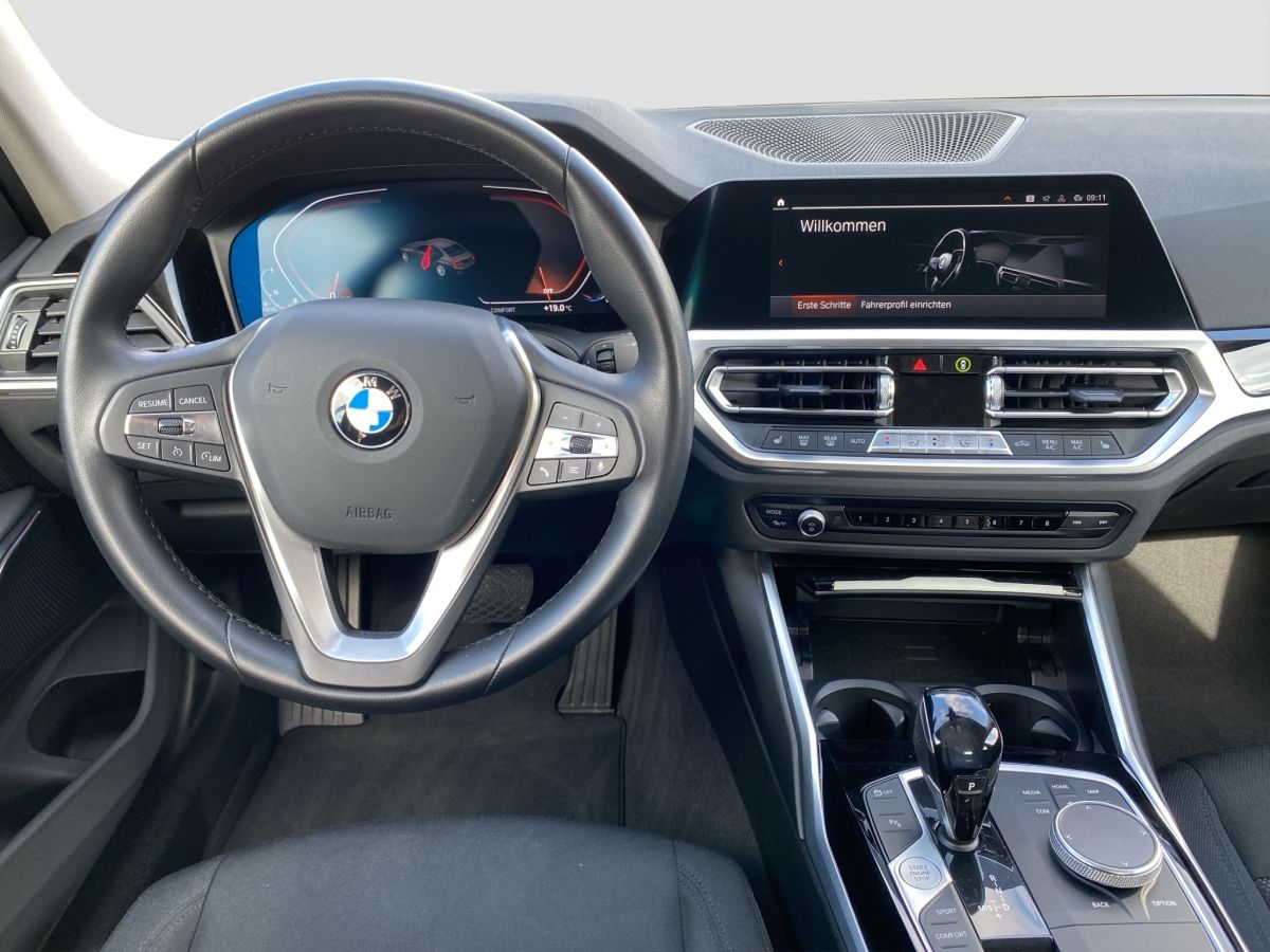 BMW 320d Limousine - Samsaru's Car Outlet