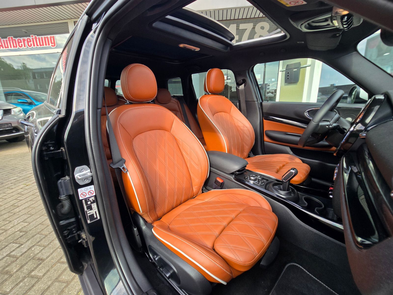 MINI COOPER Clubman MINI Yours - Samsaru's Car Outlet