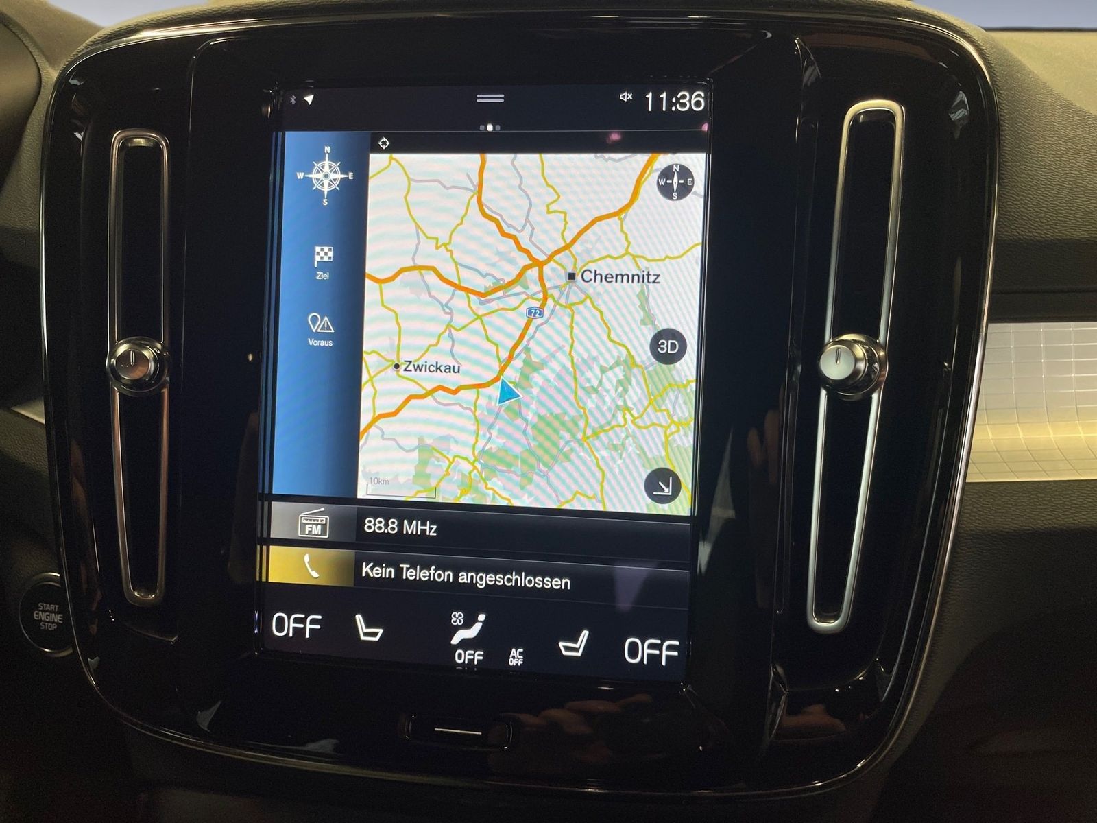 Volvo XC 40 T4 2WD Plus Bright Plug-In NAVI+LED+AHK+