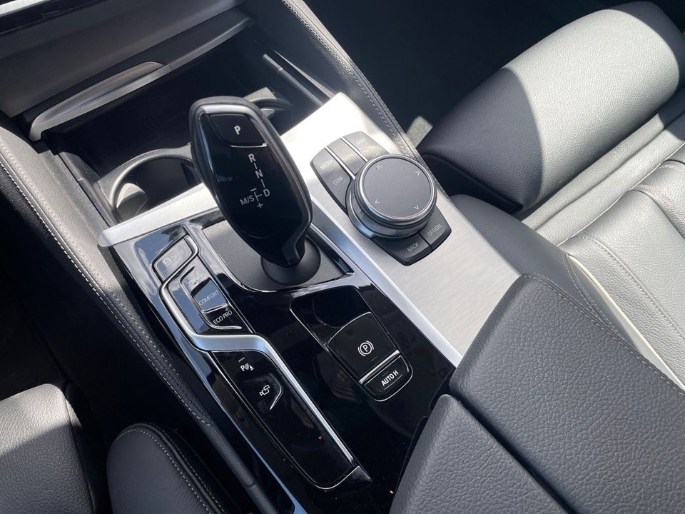 BMW 530i xDrive Luxury Line + 2Jahre-BPS.-GARANTIE