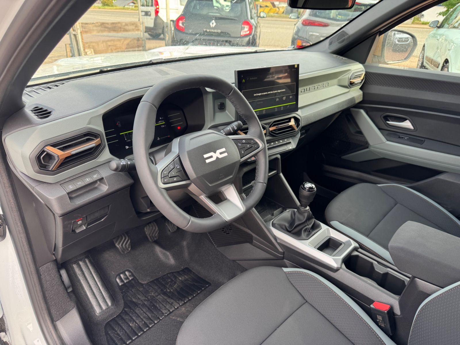 Dacia Neuer Duster Extreme TCE 130 - Samsaru's Car Outlet