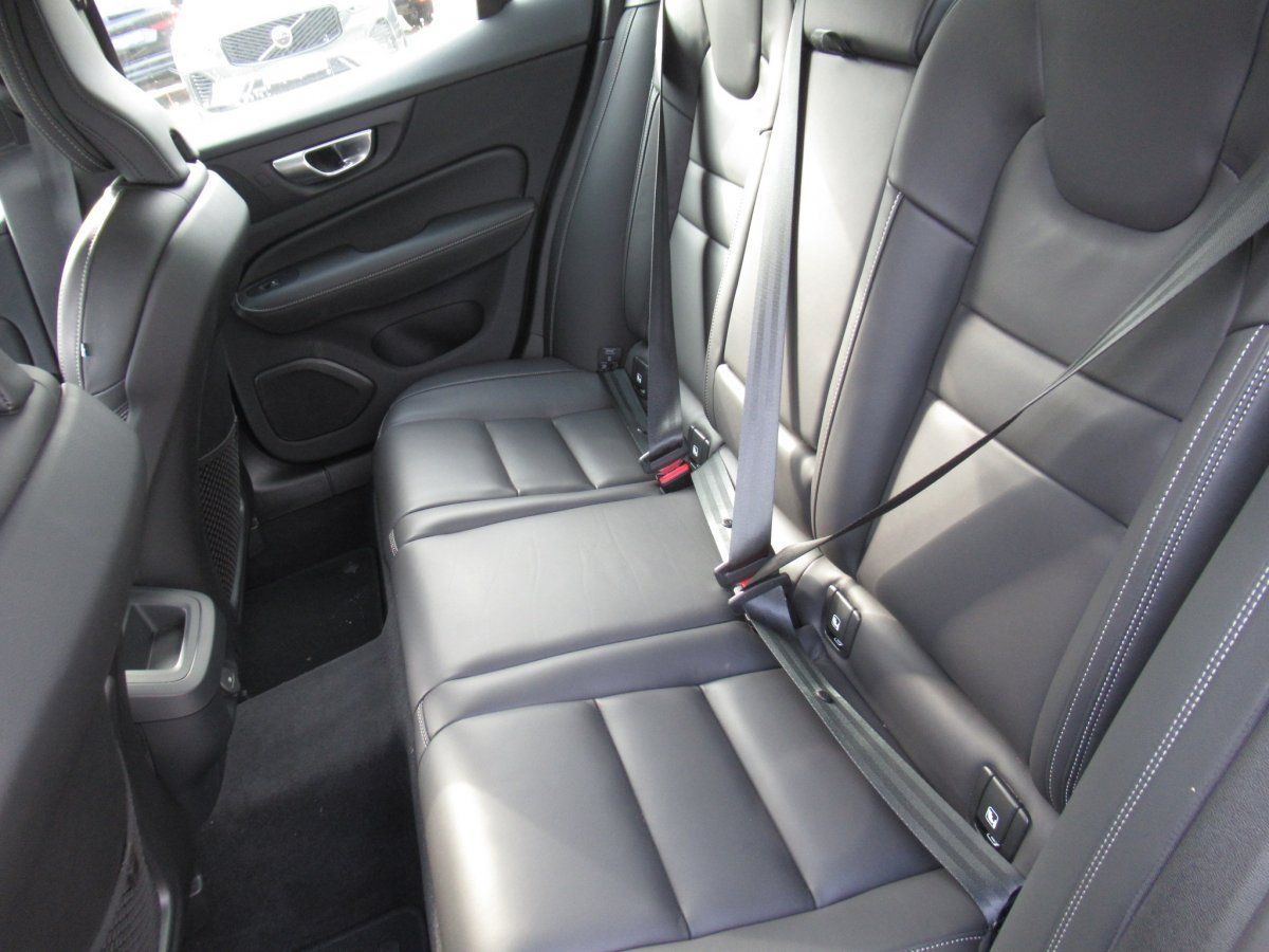 Volvo S60 B4 Benzin Plus Dark Automatik