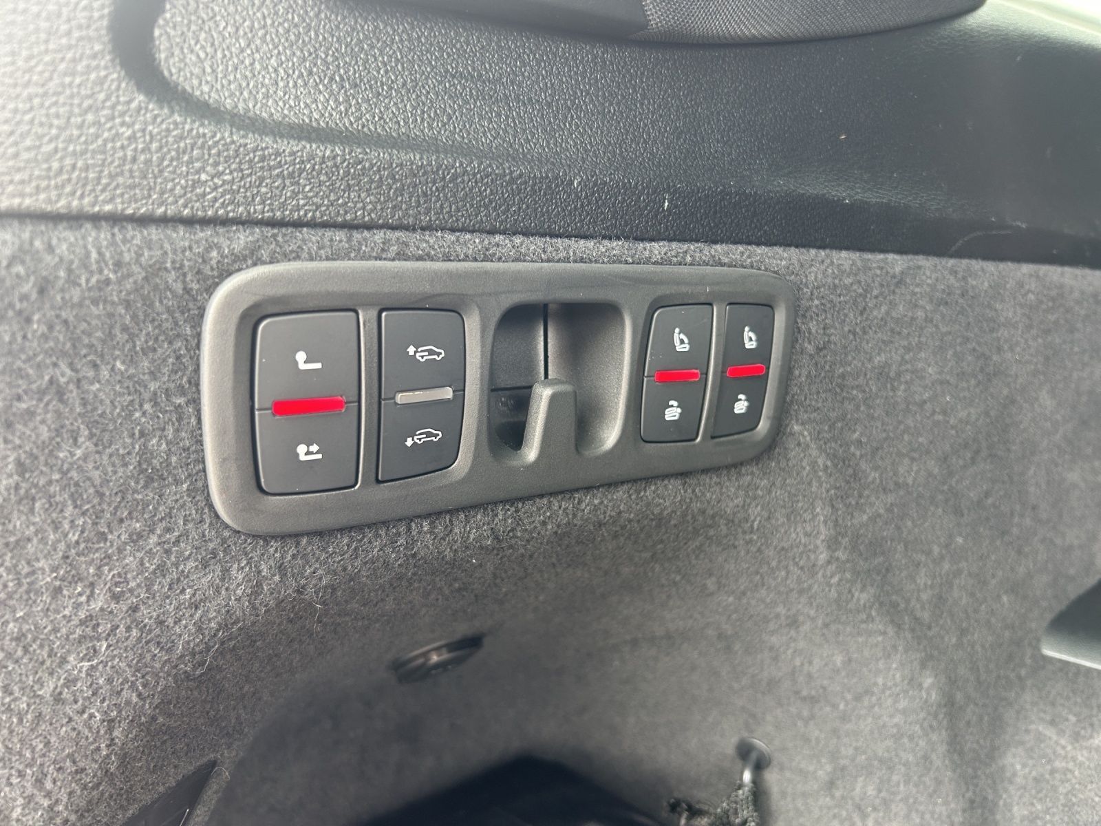 Audi Q7 50 TDI QUATTRO *7-SITZER*LUFT*PANO*AHK*HUD*