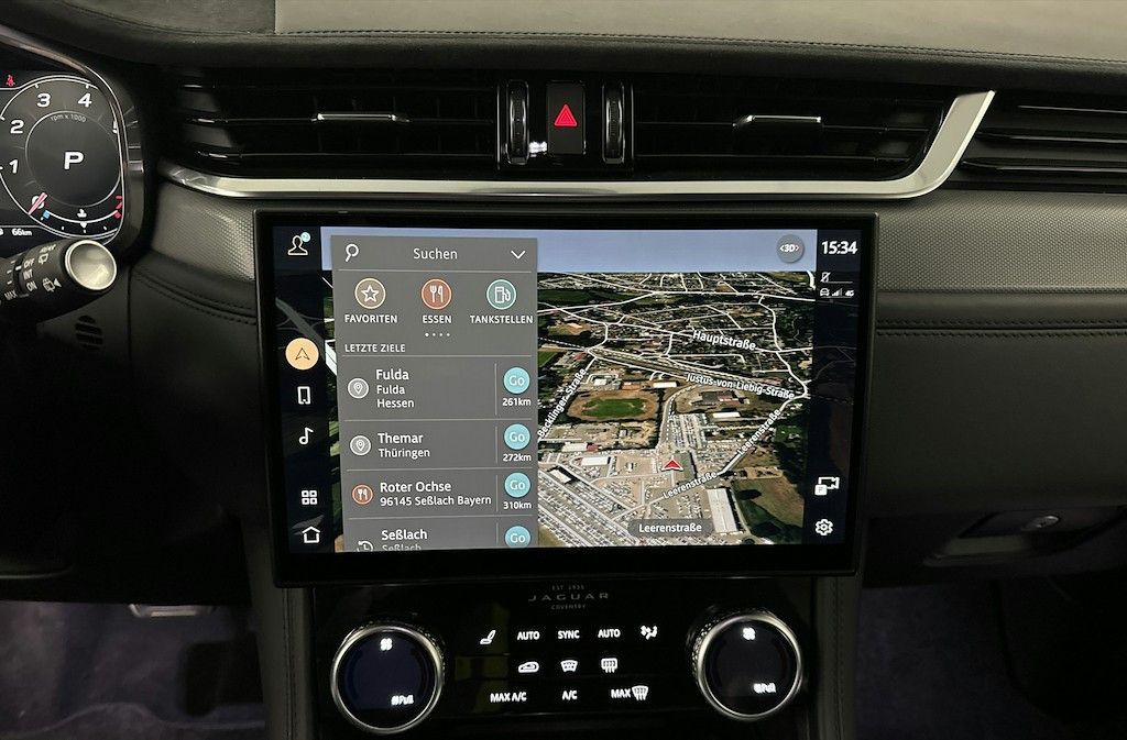 Jaguar SVR+PANO+MATRIX+22"+BLACK+ACC++AHK+DCC+360+AMBI+
