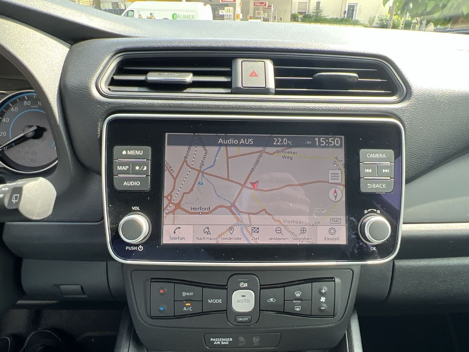 Nissan Leaf Acenta - Samsaru's Car Outlet