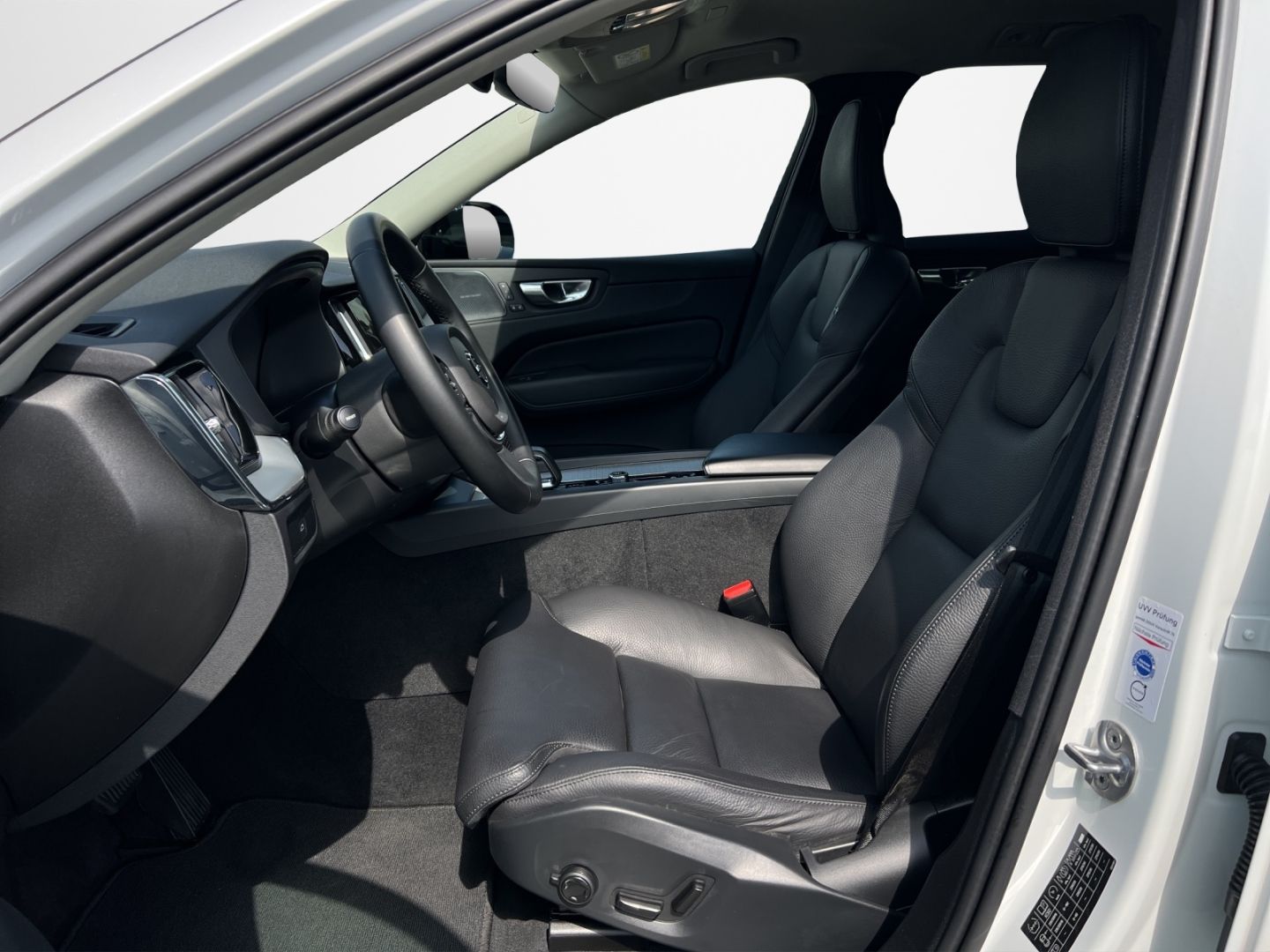 Volvo XC60 Plus Dark AWD/Harman-Kardon/SitzHz/DAB