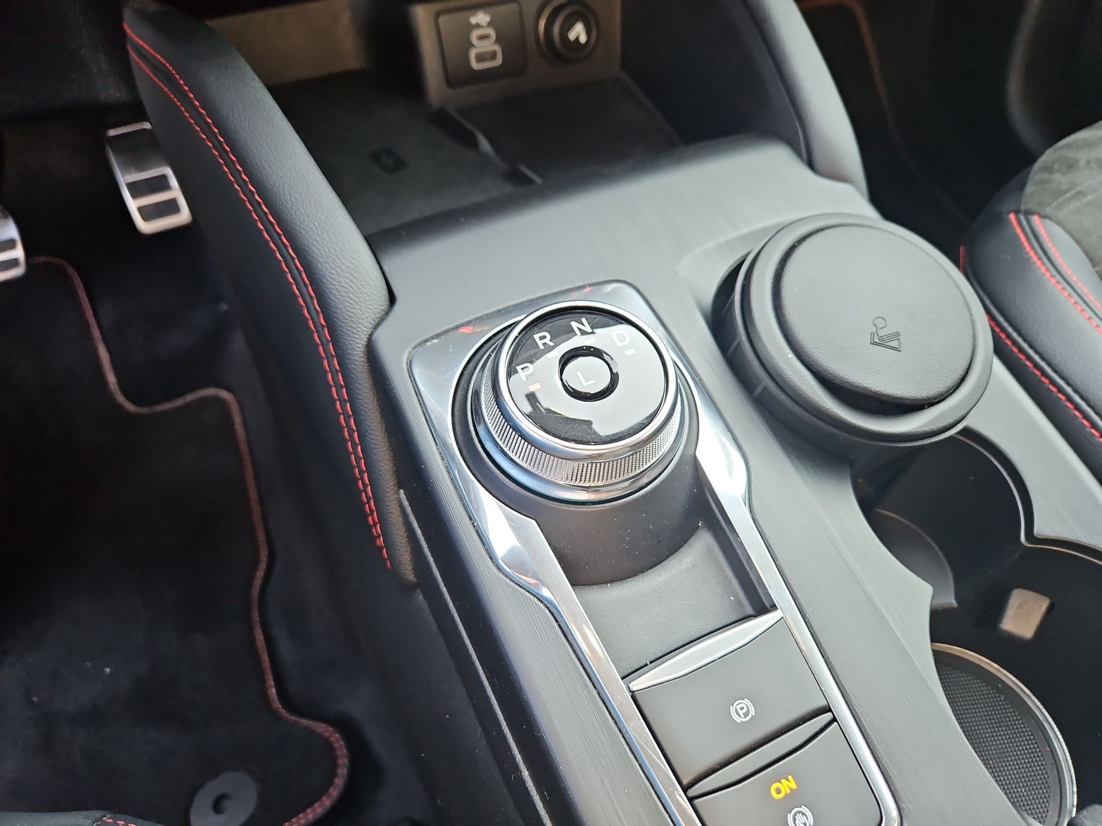 Ford Kuga ST-Line X 2.5 Duratec PHEV CVT 5-türig