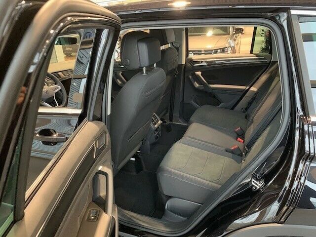 Volkswagen Tiguan  eHybrid TSI DSG Elegance AHK Matrix Pano
