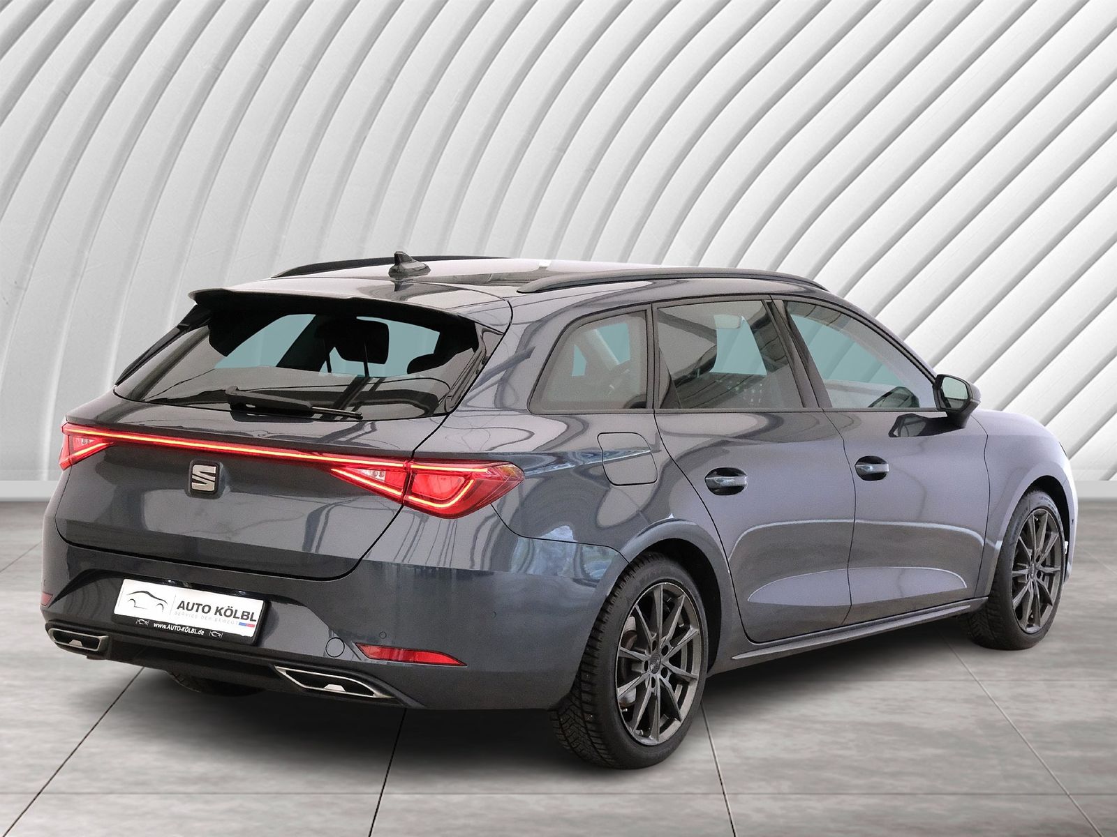Seat Leon Sportstourer FR Plus ACC AHK RFK NAVI LED