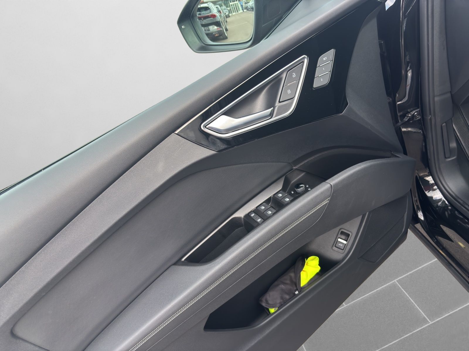 Audi Q4 e-tron 50 Quattro S-line KLIMA NAVI RFK SHZ A