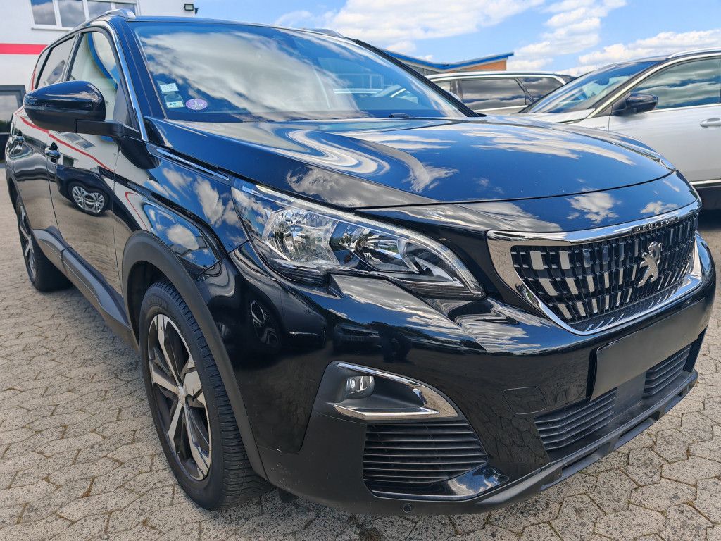 Peugeot 5008 PureTech 130 EAT8 - Samsaru's Car Outlet
