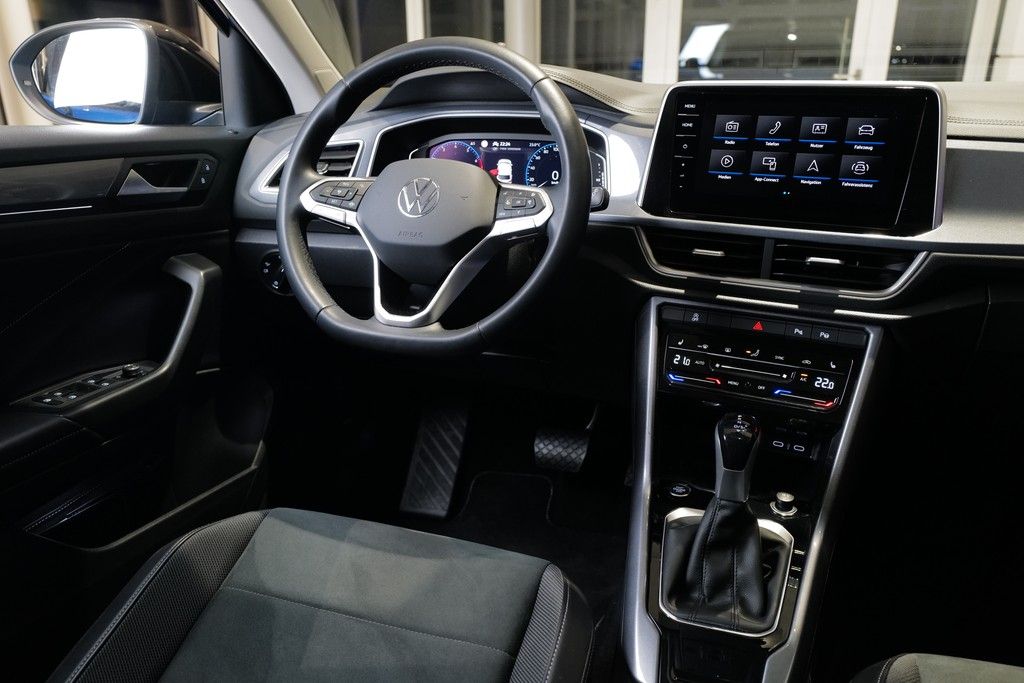 Volkswagen T-Roc 1.5TSI DSG Style - Samsaru's Car Outlet