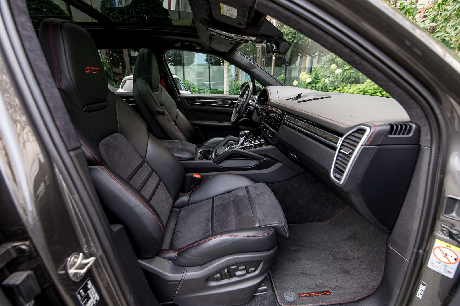 Porsche Cayenne GTS